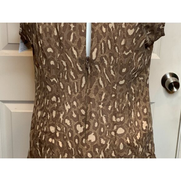 BCBG Max Azria Light Brown Leopard Print Silk Ruffle Sheer Sleeveless Top Size M - Picture 7 of 9
